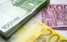 Ex-ECB Official Urges Europe to Back Euro Stablecoins or Risk Losing Financial Power