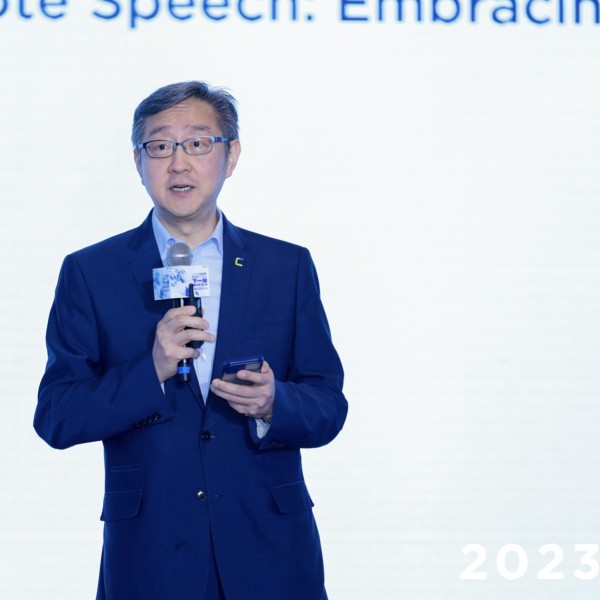 香港数码港总裁任景信万向峰会演讲：掌握 Web3 时代新力量 - AiCoin