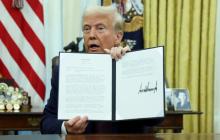 Major Shift! Trump Signs Cryptocurrency Executive Order, Plans to Establish Digital Asset Reserves, SEC Withdraws SAB 121