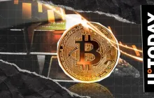Bitcoin to Lose 50% of Value Against Gold, Warns Bloomberg Expert