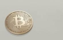 政府重开后的抛售：是四年熊市的开端，还是牛市的“中场休息”？