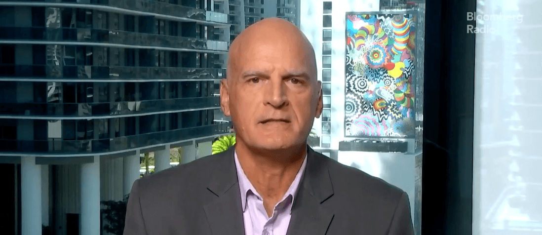 迈克·麦克隆表示比特币的200日趋势已破裂——更多痛苦可能随之而来