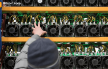 矿工面临利润危机，比特币价格下跌，哈希价格达到历史低点