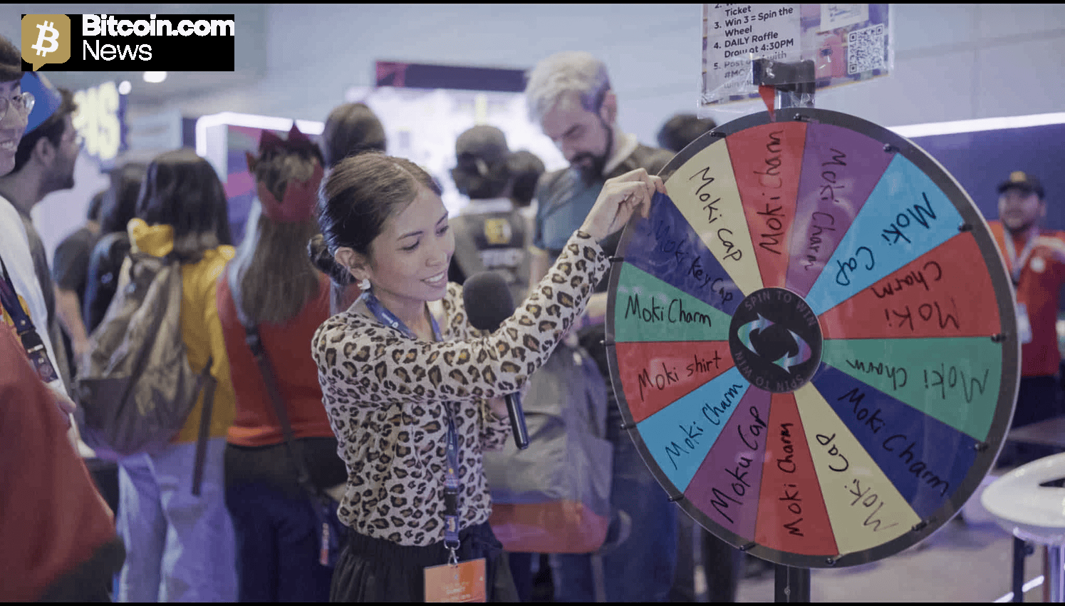 Regina 在 YGG Play Summit 的轻松第三天,随意探索展位,玩街机风格的游戏、PSP 站、抓娃娃机和转盘活动,没有采访安排