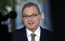 "Shadow Fed Chair" Hassett speaks out: The Federal Reserve should cut interest rates next week, expecting a 25 basis points reduction.