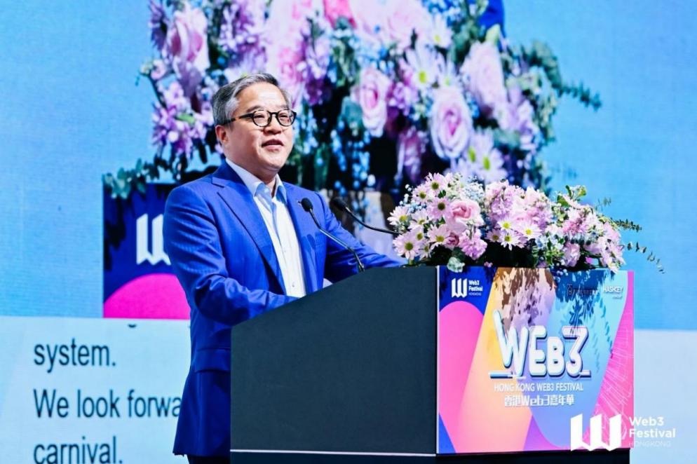 万向集团董事长兼CEO鲁伟鼎在香港Web3 Festival 2025致辞