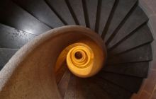 一位分析师表示，比特币可能会跌至10,000美元，这对以太坊（ETH）、艾达币（ADA）和瑞波币（XRP）来说意味着厄运。